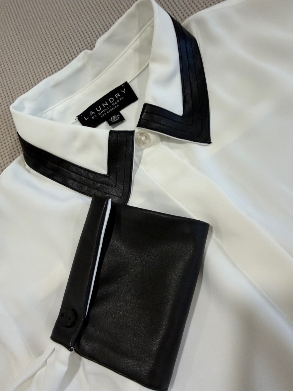 Laundry By Shelli Segal White Shirt with Black Trim Details